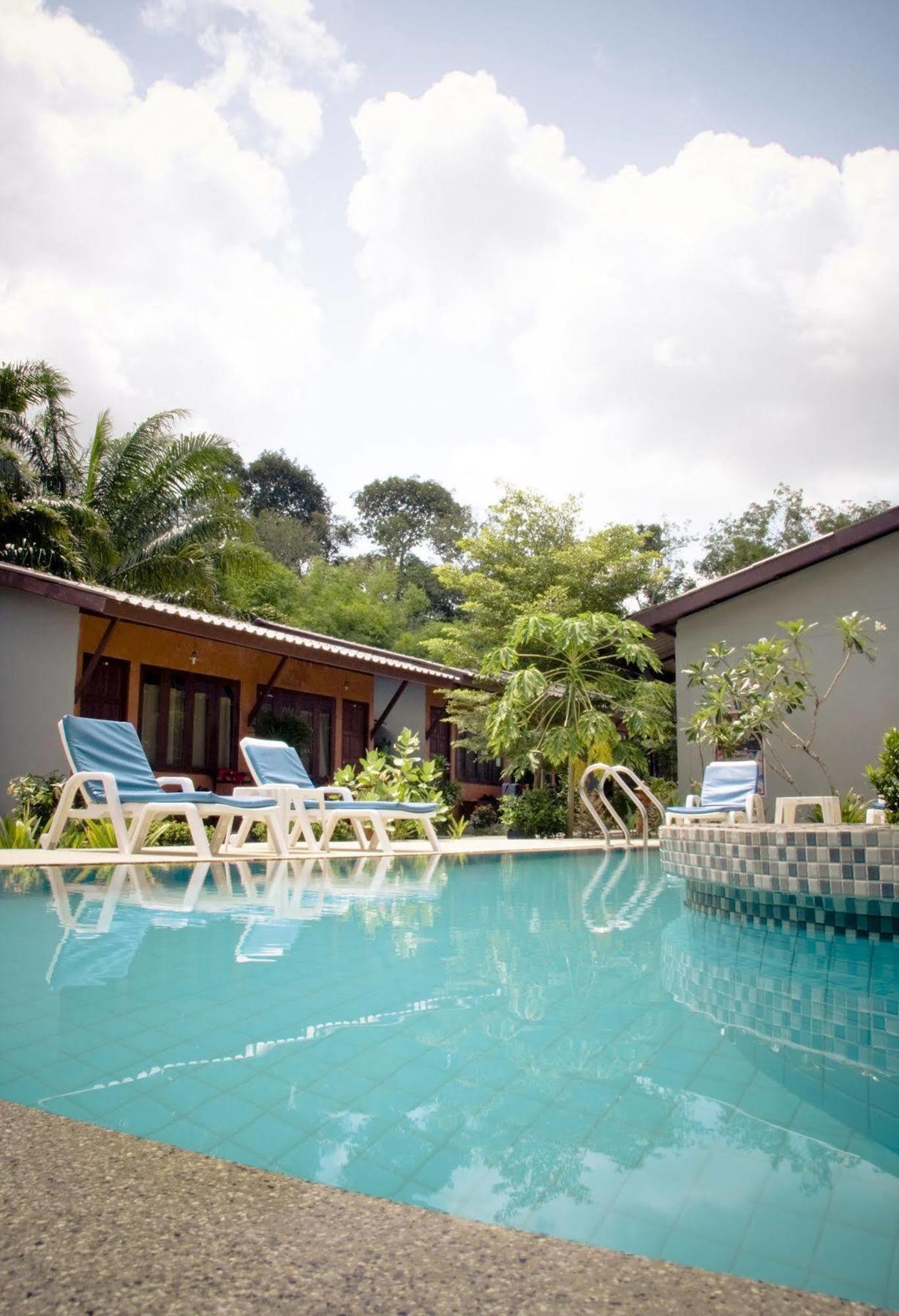 Phuket Siam Villas - Sha Plus Chalong Exterior foto